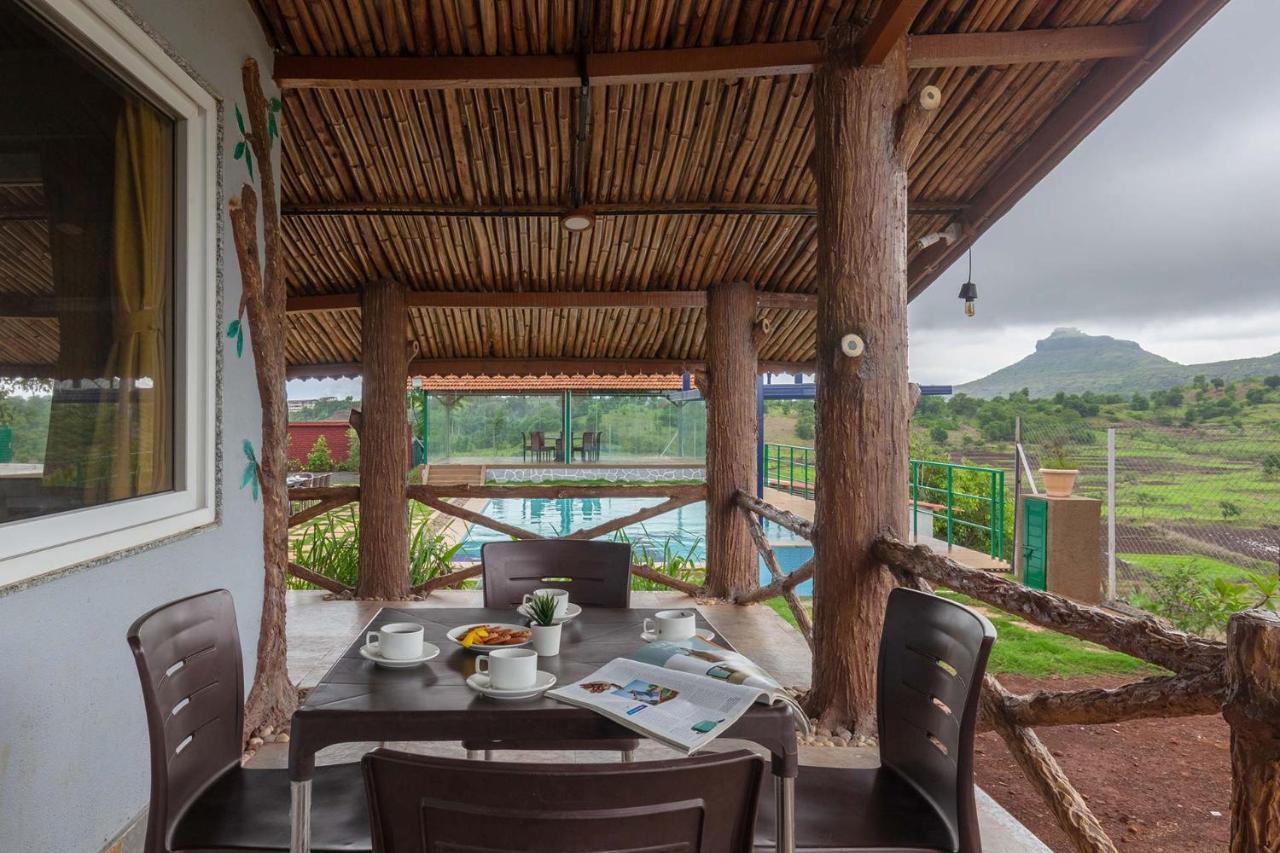 Stayvista'S Ficus Farms - Mountain-View Haven With Rustic Artsy Interiors, Outdoor Pool, Glasshouse, Home Theatre & Karaoke Delight Igatpuri Eksteriør bilde