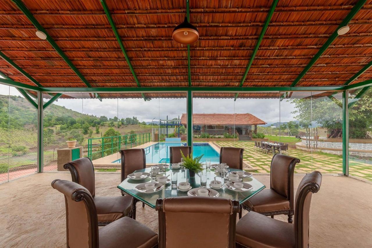 Stayvista'S Ficus Farms - Mountain-View Haven With Rustic Artsy Interiors, Outdoor Pool, Glasshouse, Home Theatre & Karaoke Delight Igatpuri Eksteriør bilde